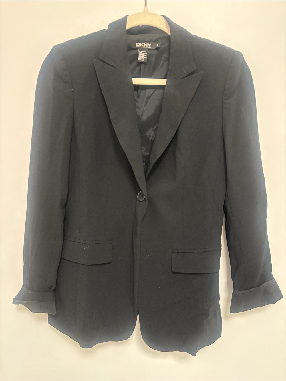 DKNY women’s Black Single-Button Blazer